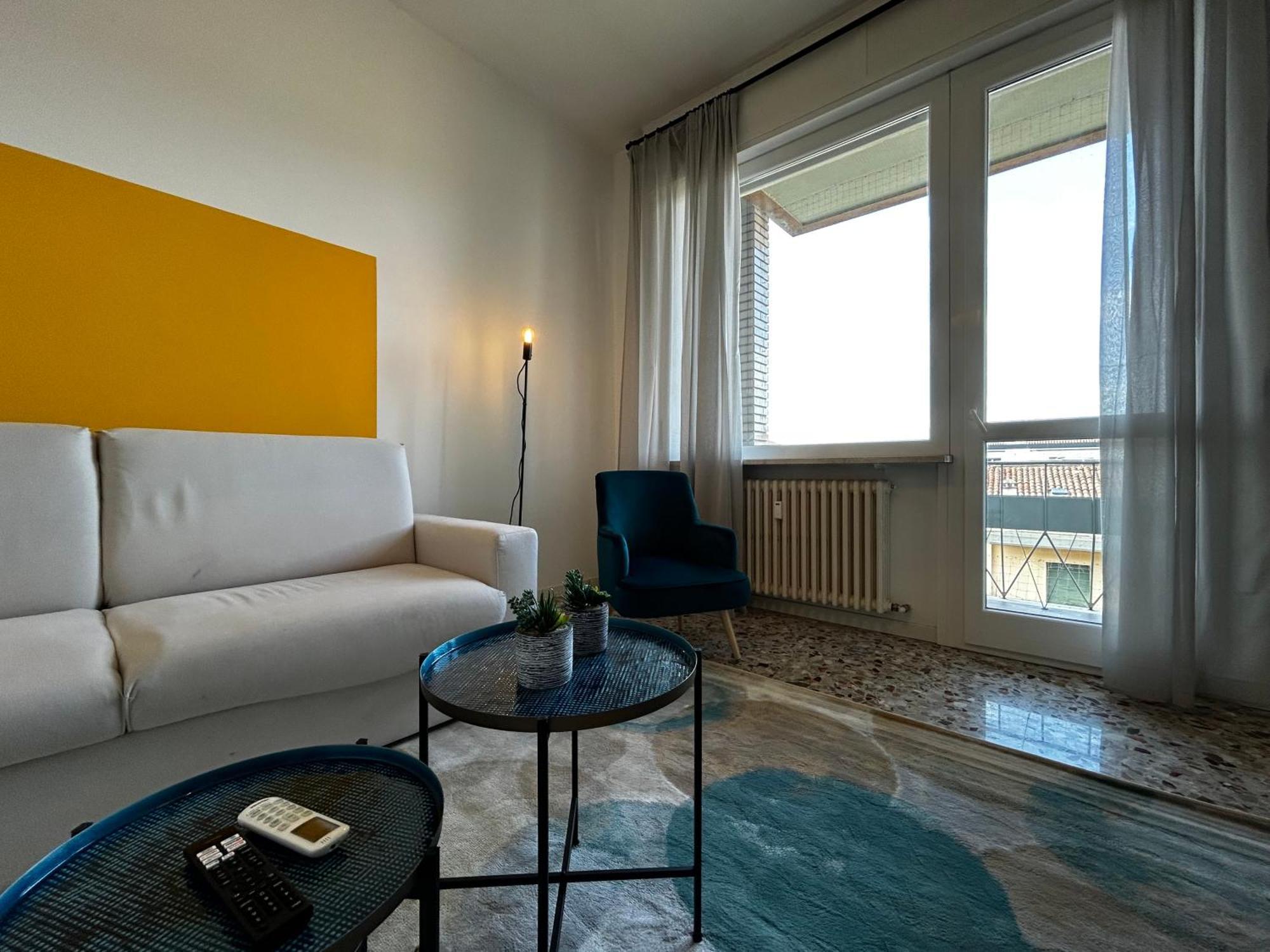 Big House-Private Parking-12" Walk From The Arena Lägenhet Verona Exteriör bild